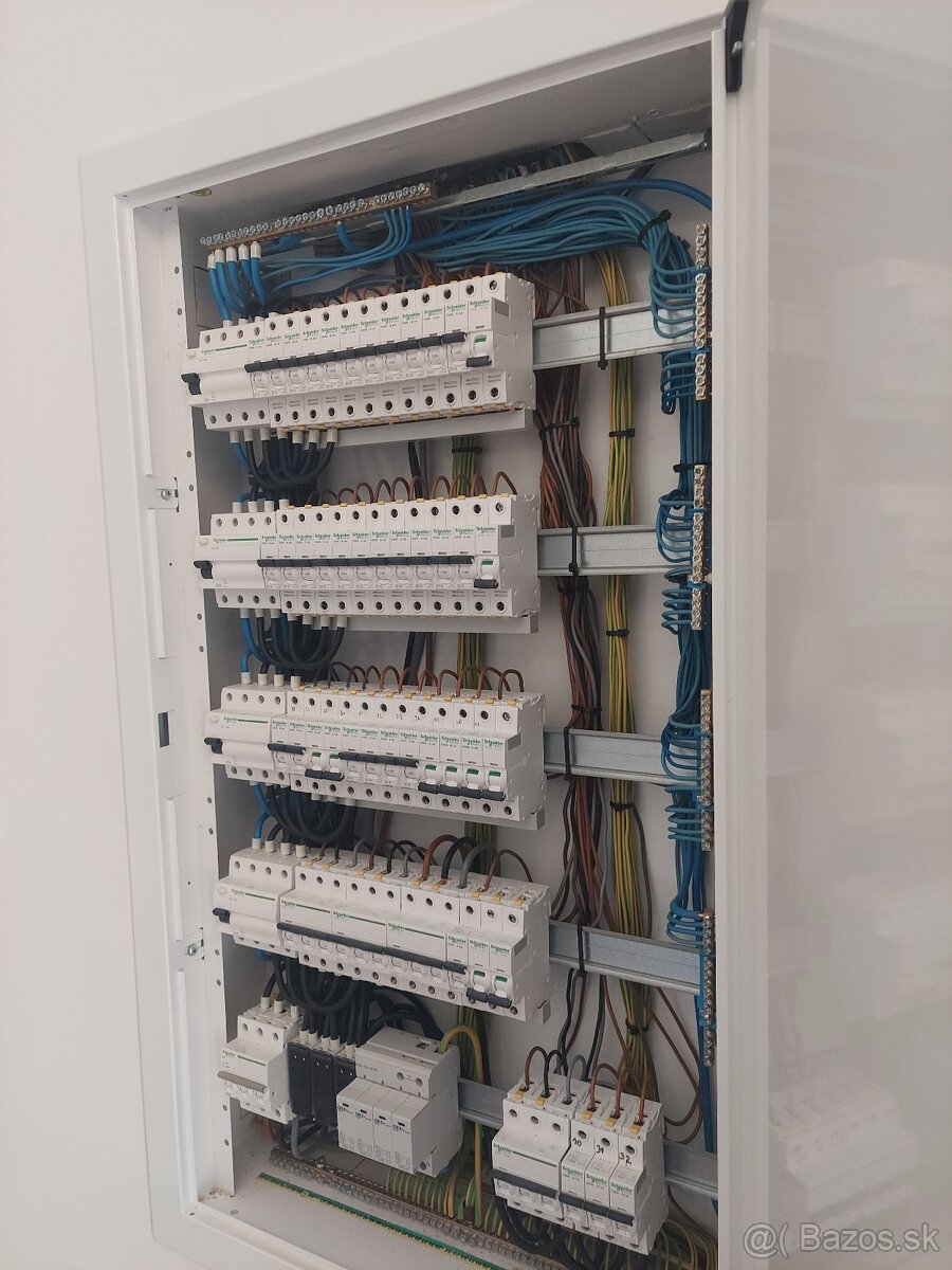 ELEKTRIKÁR - 7