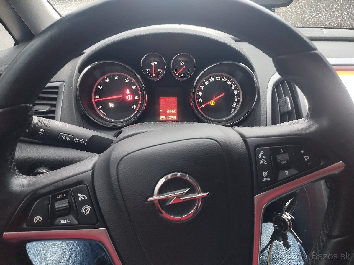 OPEL ASTRA SPORT TOURER - 7