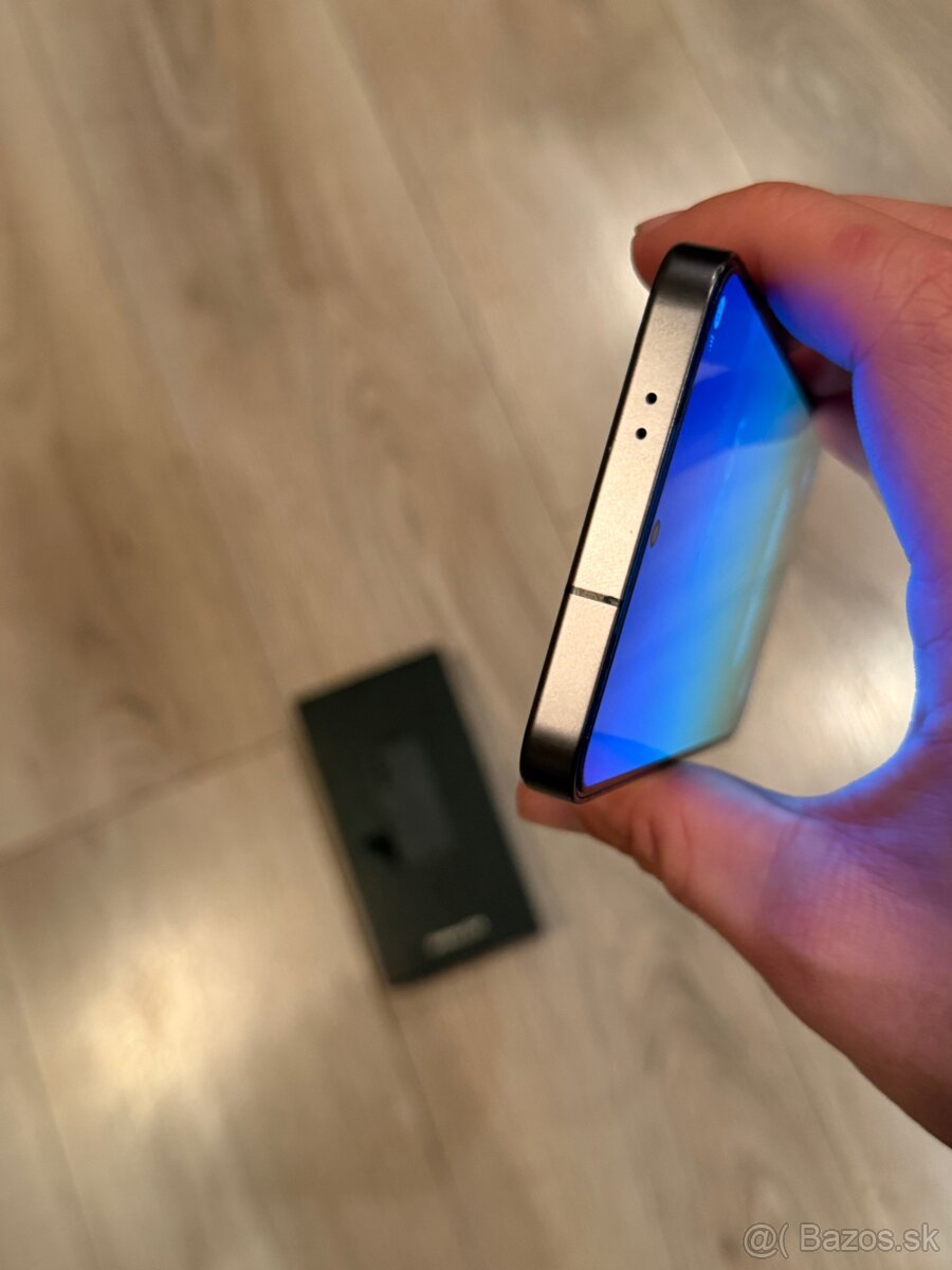 Samsung Galaxy S24 256gb - 7