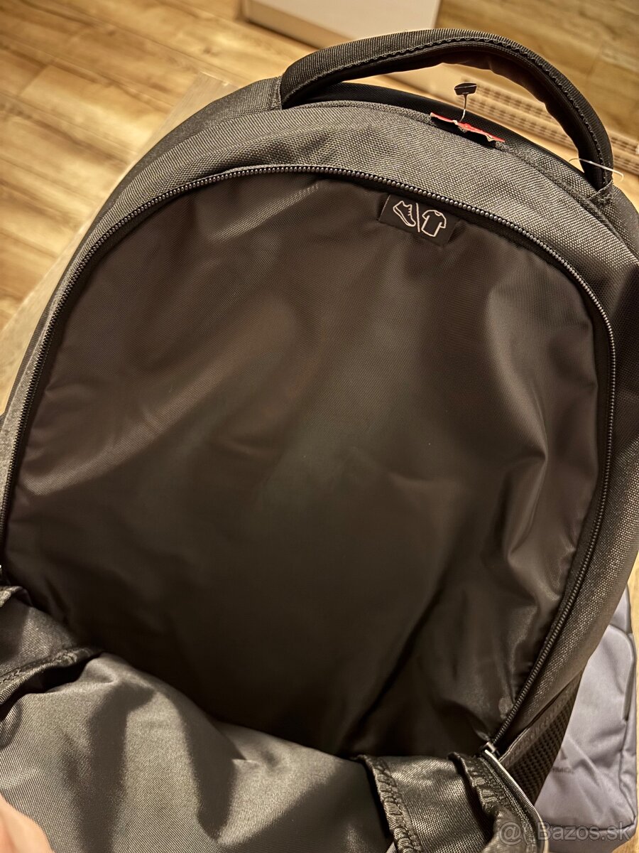 Under armour batoh a ladvinka - 7