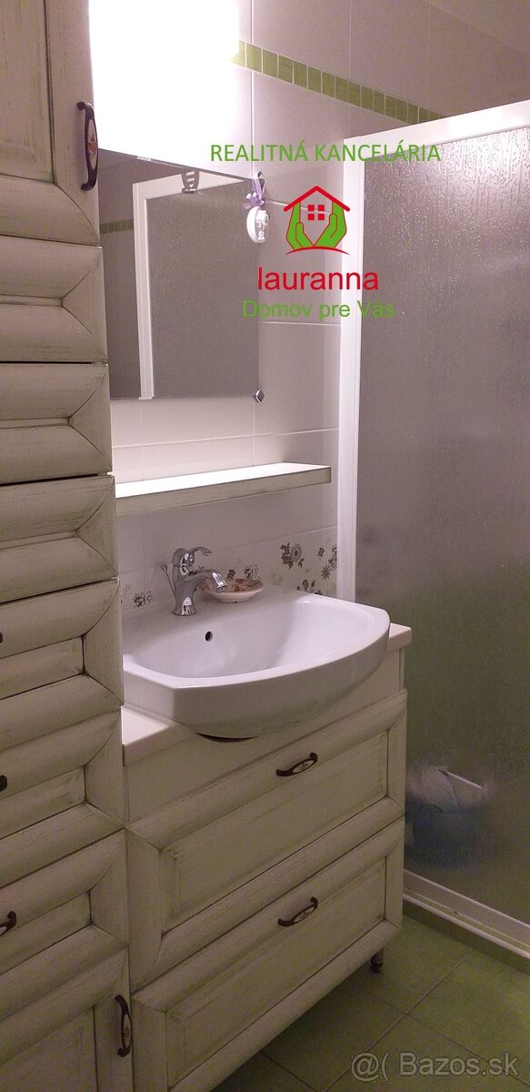 Veľký trojizbový byt s 2 balkónmi a so státím, DS, Záhradníc - 7