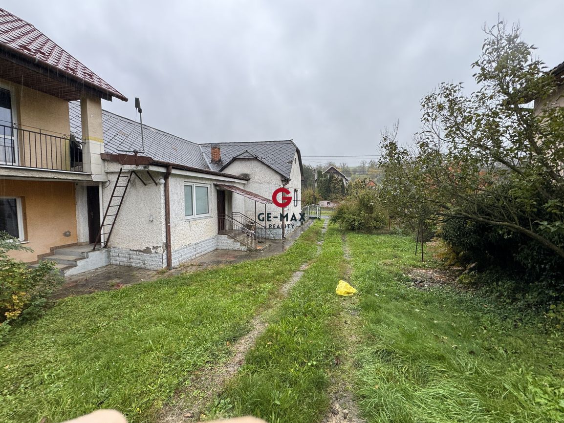 Na predaj 2 rodinné domy na jednom pozemku - Čičava - 7