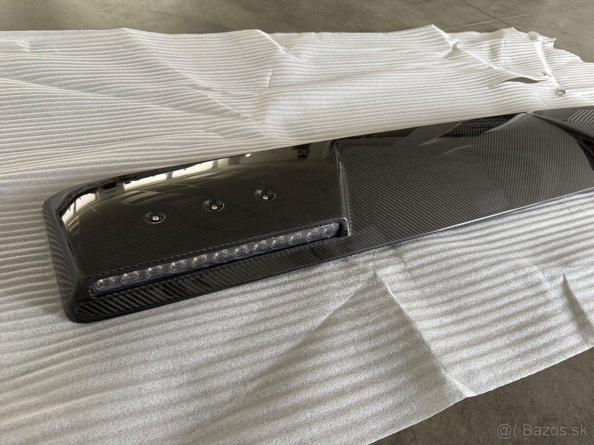 Mercedes G Brabus doplnky kapota led rampa krídlo spoiler - 7