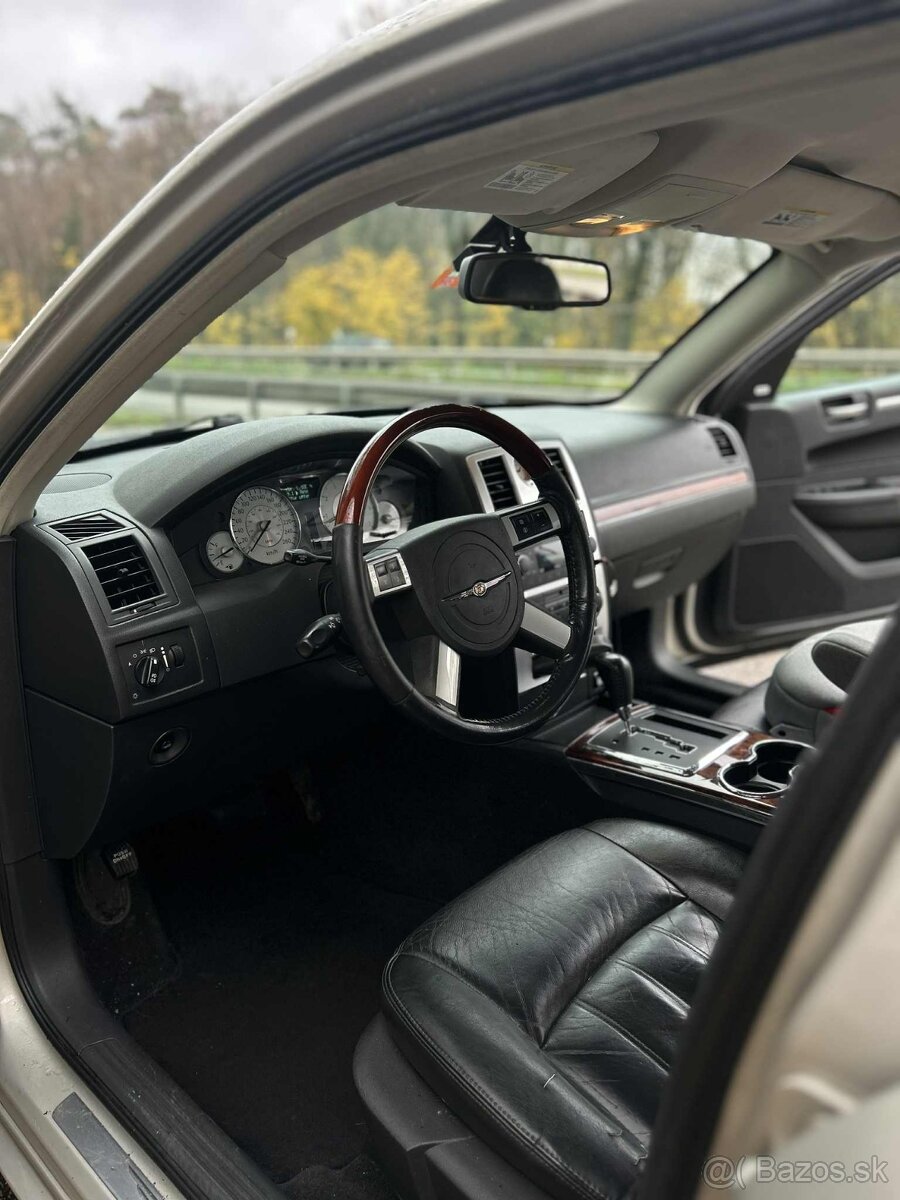 Chrysler 300c 3.0crd - 7
