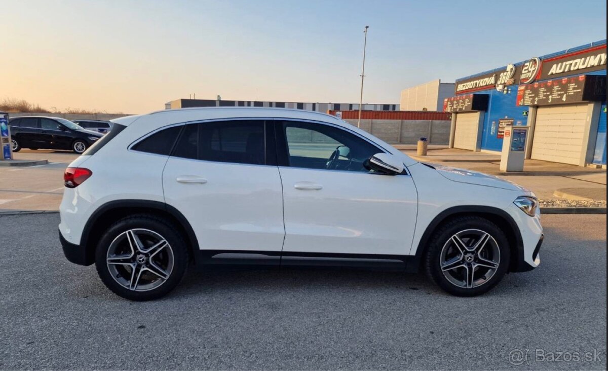 Mercedes-Benz GLA 200 d A/T - 7