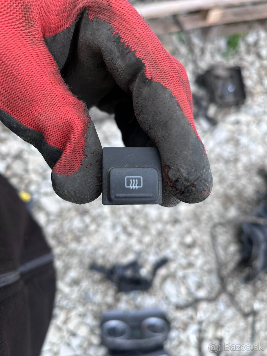 Škoda Fabia 2,Roomster vypínač okien, ovládač, páčky, budíky - 7