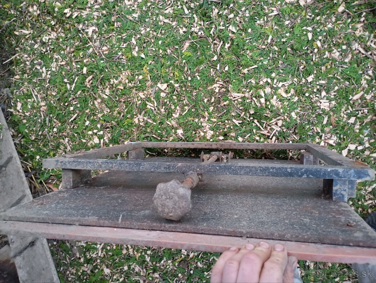 Zdvíhaci mechanizmus - 7