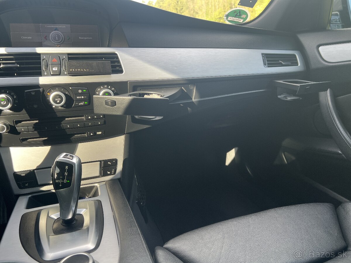 BMW - 7