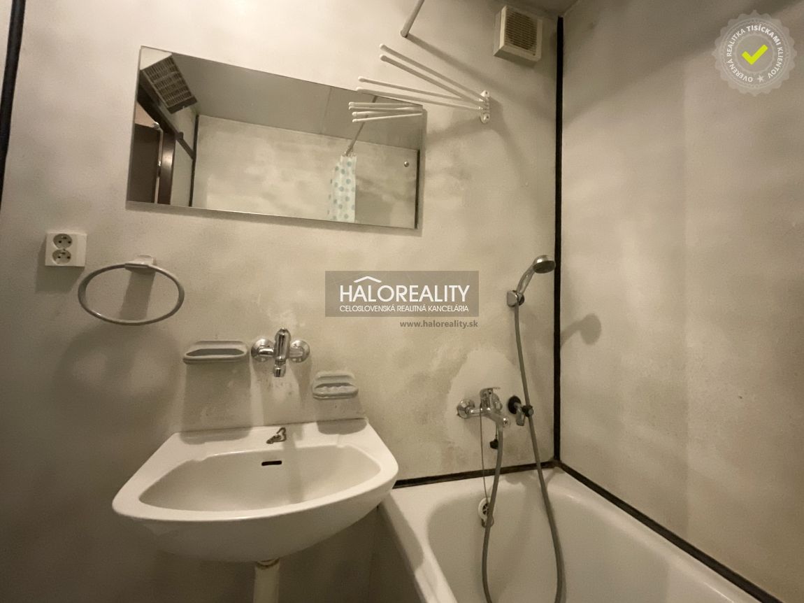 HALO reality - Predaj, trojizbový byt Banská Bystrica, Sásov - 7