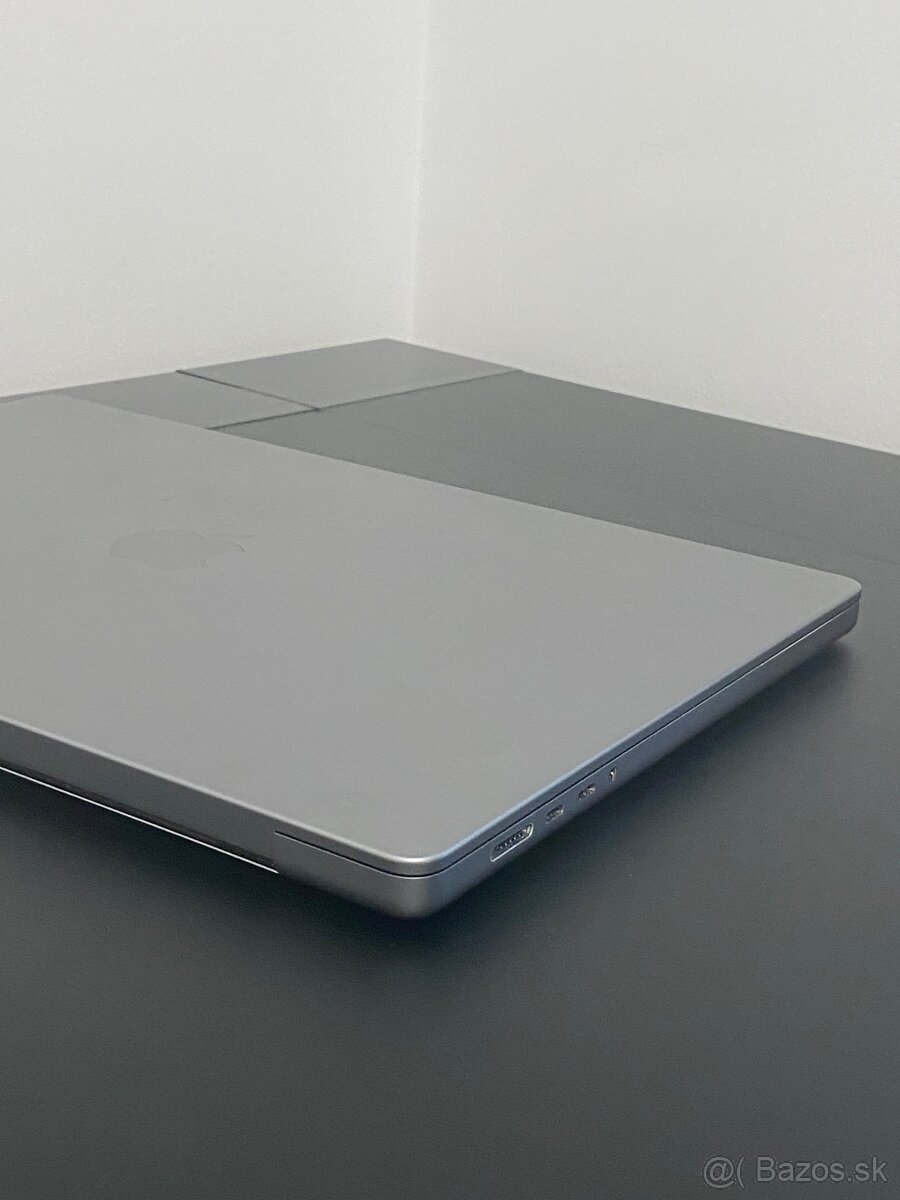Predám MacBook Pro 16” (2021) M1 Pro - 7
