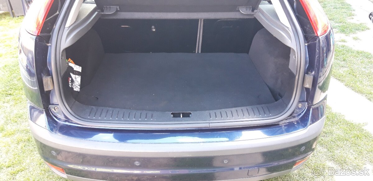 Focus 1.6i r.v.2006 - 7