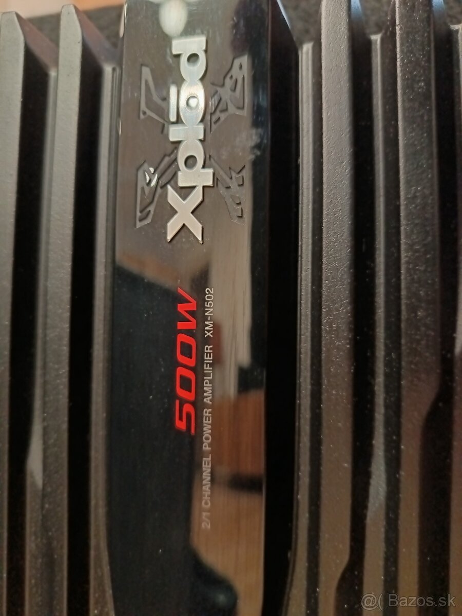 Subwoofer so zosilovačom do auta - 7