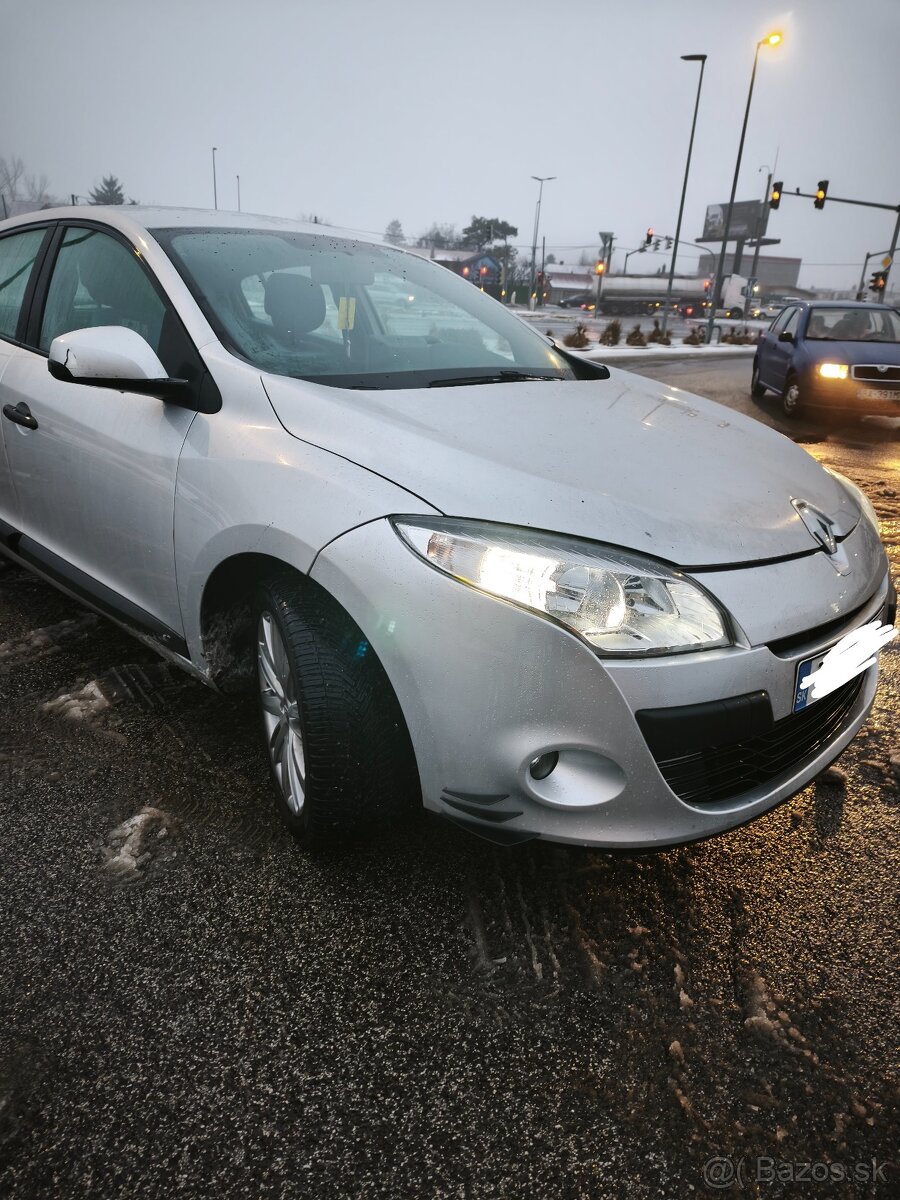 Renault Megane III 1.6 + LPG - 7