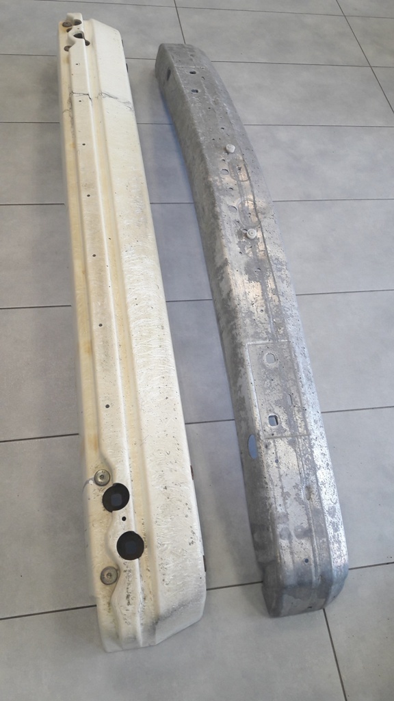 BMW 5 E34 Výstuha nárazníka - 7