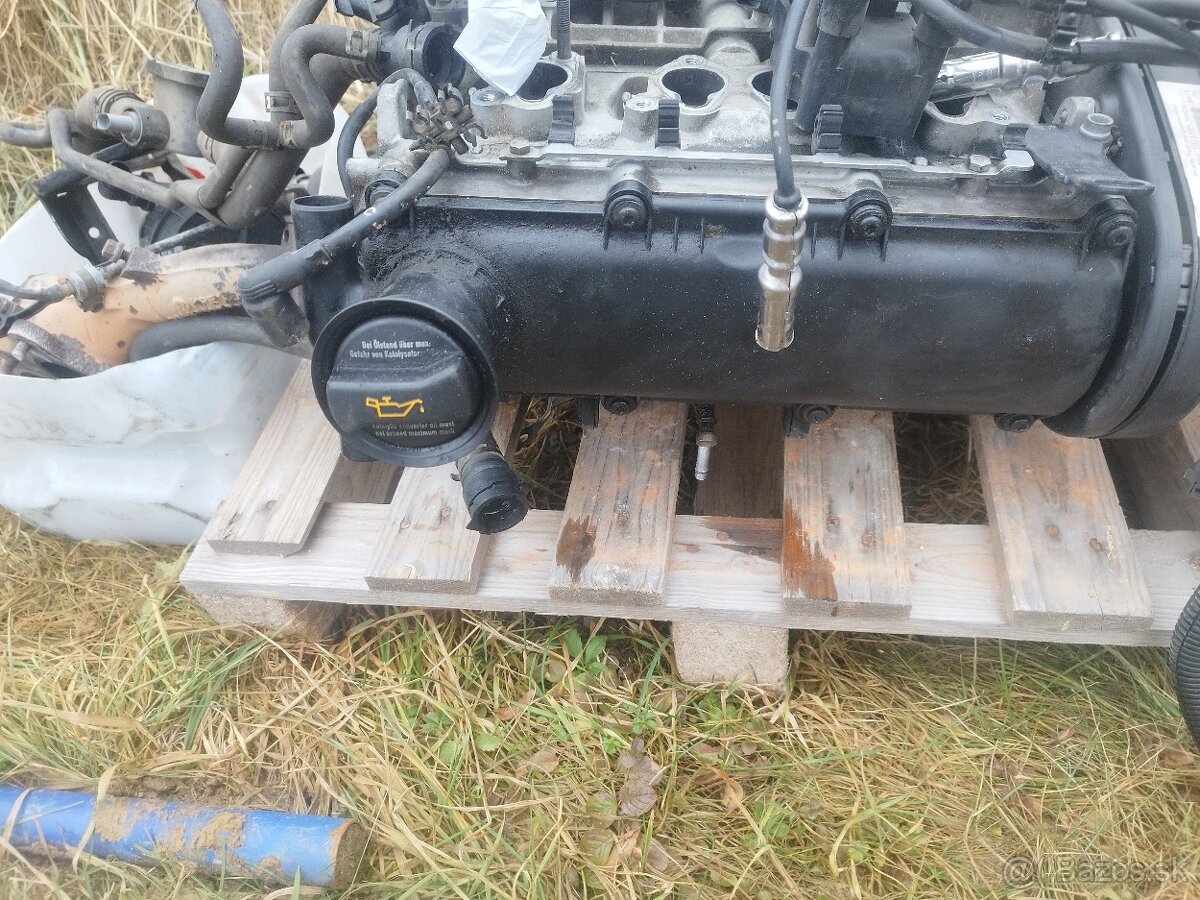 Predám motor 1.6 MPI - 7