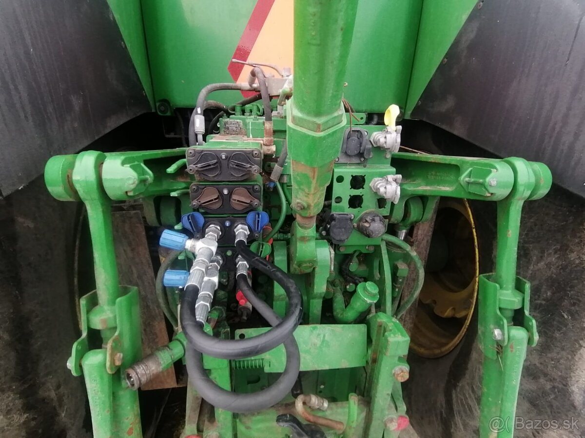 John Deere 7230R - 7
