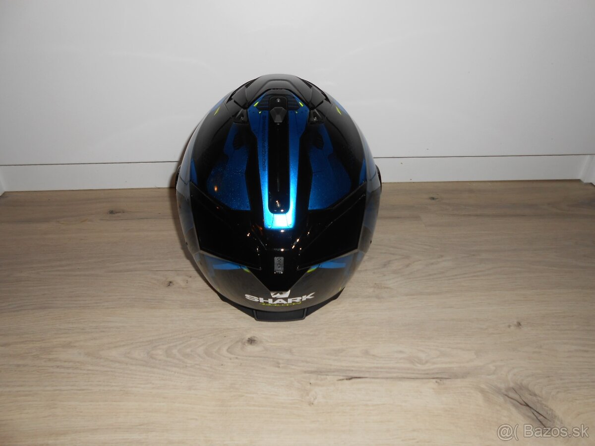 Predam krasnu novu moto prilbu znacky SHARK SPARTAN GT REPLI - 7