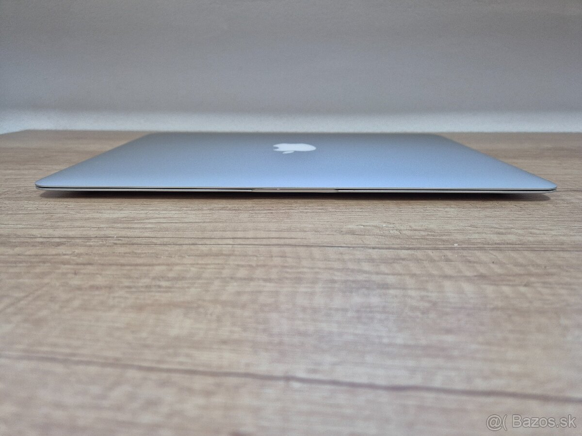 MacBook Air (13-inch, 2017) /Intel Core i5/8GB RAM/128GB SSD - 7