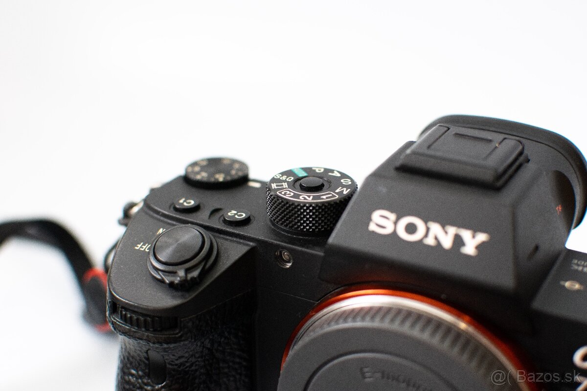 ✅Sony A7R III – málo používaný - 7