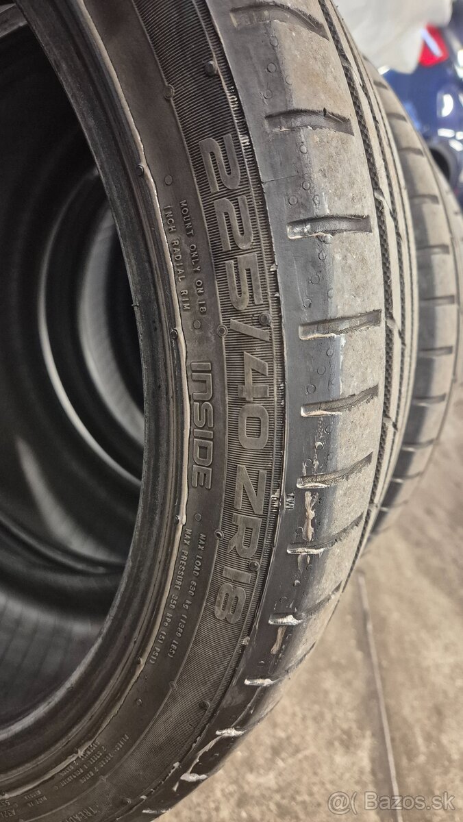 Nokian 225/40R18 - 7
