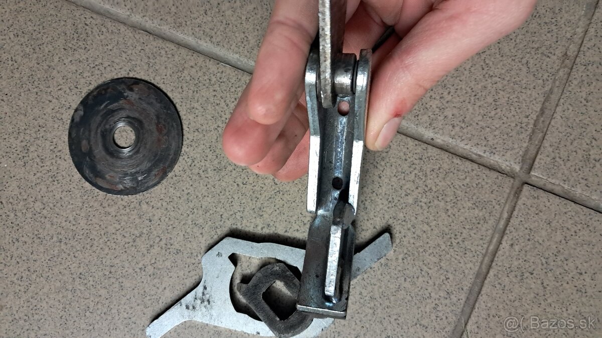 Náhradné diely - 7