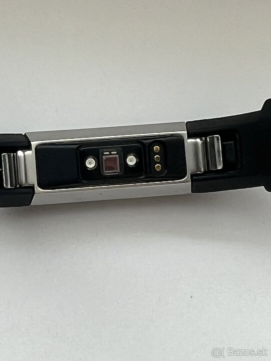Fitbit Alta HR - 7