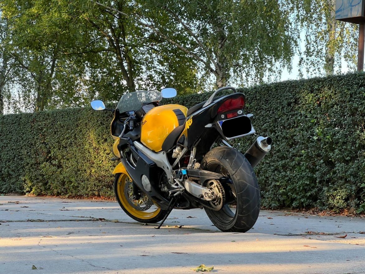Honda CBR600 F4 (2000) – plne dokončený projekt / bez TP - 7