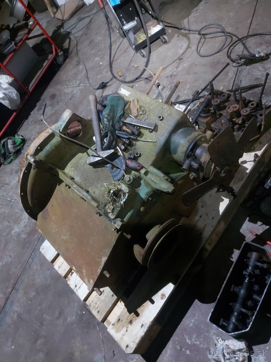 Skoda 30 náhradné diely - 7