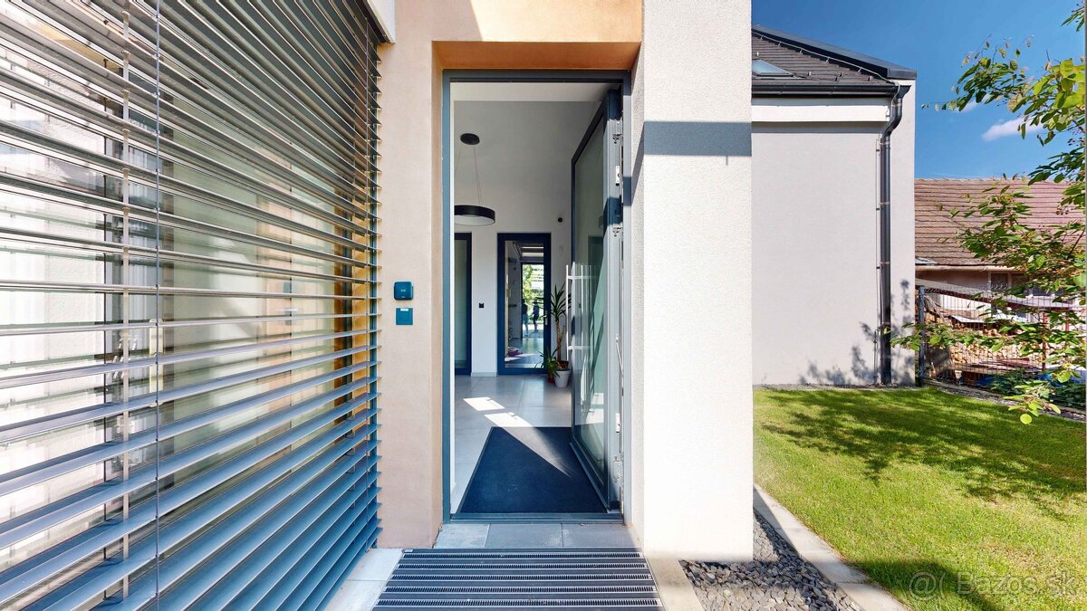 Na prenájom: moderný objekt s ateliérom – Oravné - 7