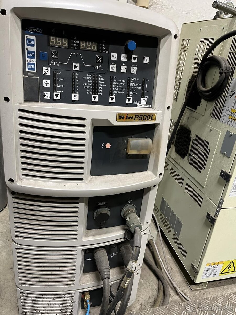 Svářecí robot s otoč. a nakláp. stolem OTC FD-V8L/FD11(7724) - 7