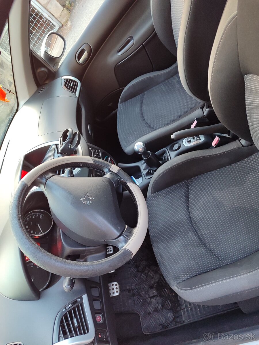 Peugeot 206+ - 7
