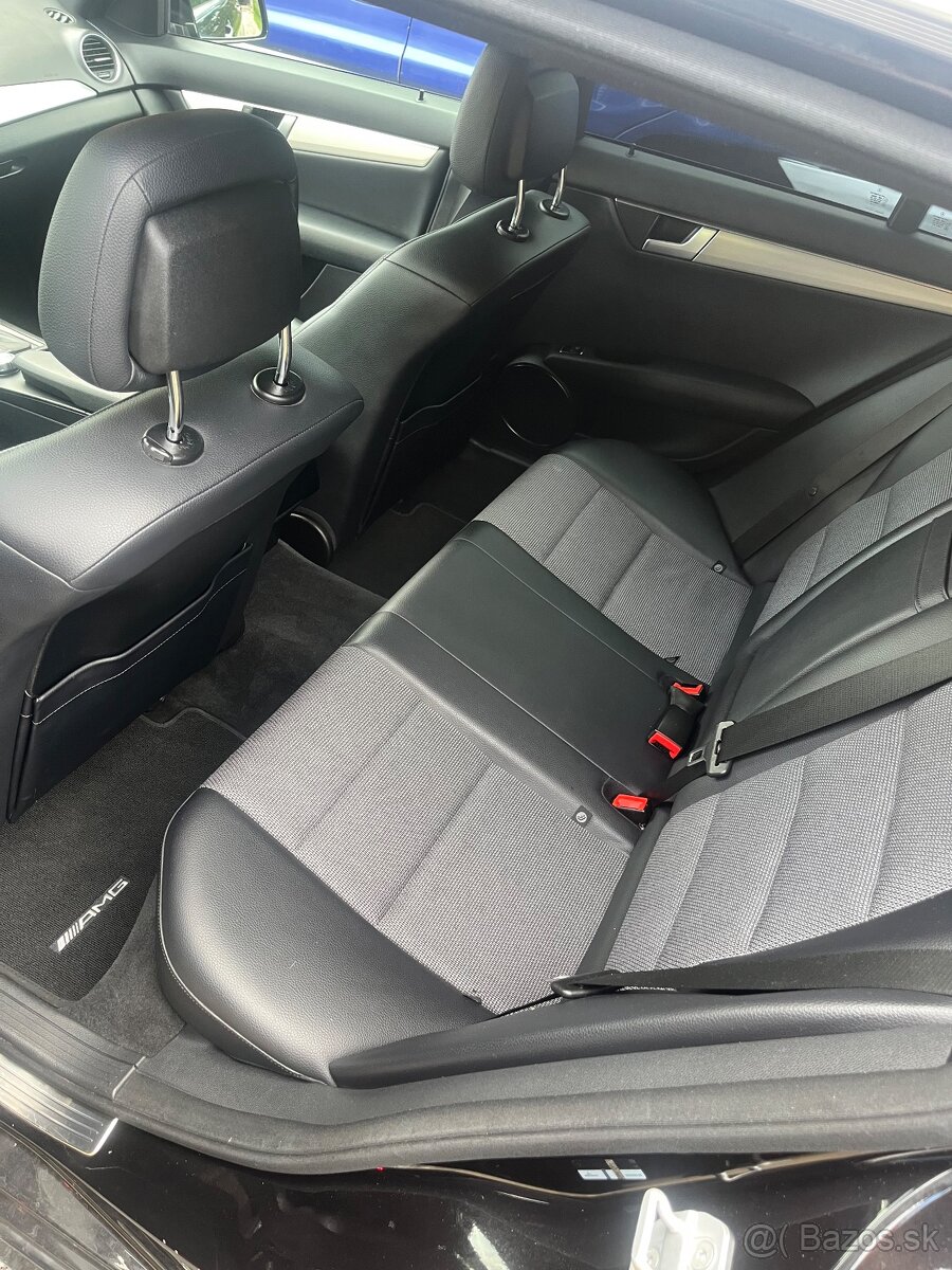 MERCEDES-BENZ S204 / W204 C200 CDI AMG - 7