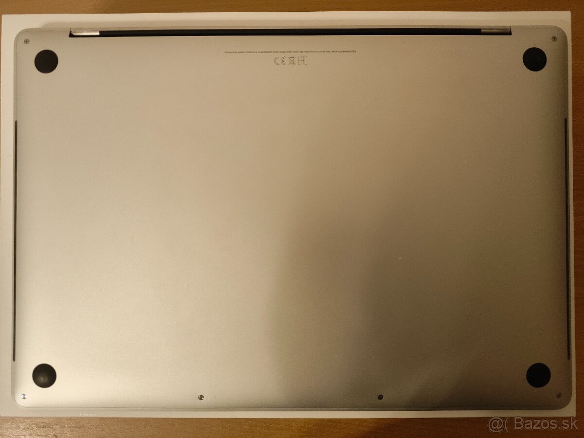 MacBook Pro 15 2017 | Core i7 • 16GB • SSD - 7