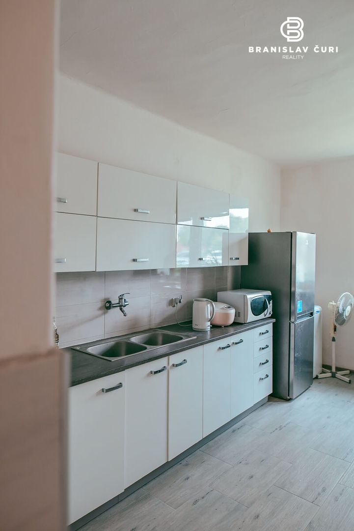 Predaj, RD, 3 izbový, P. Jilemnického, 100 m2 užit. plocha, - 7