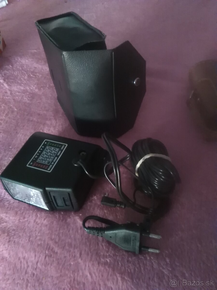 Fotoaparáty a blesky - 7