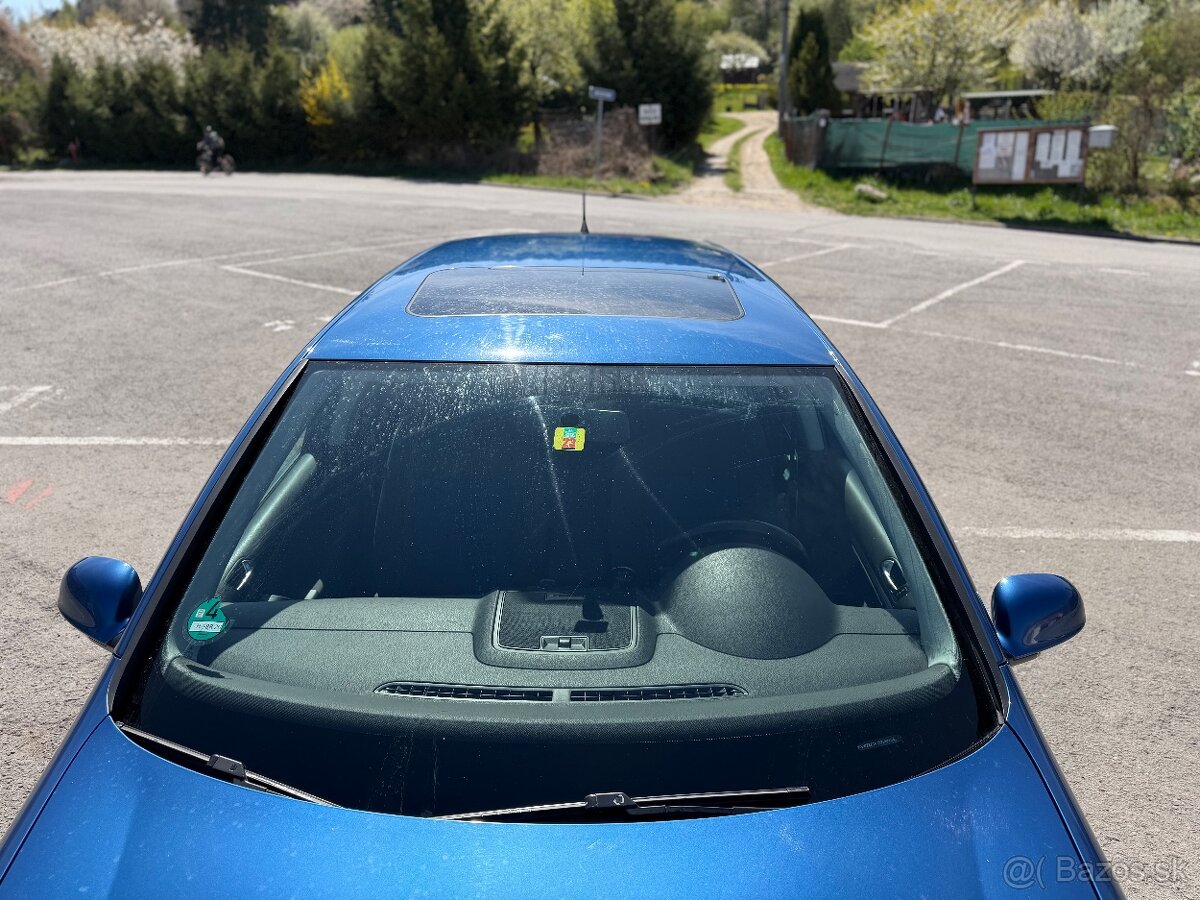 Volkswagen Golf V TUI Edition 1.9 TDi - 7