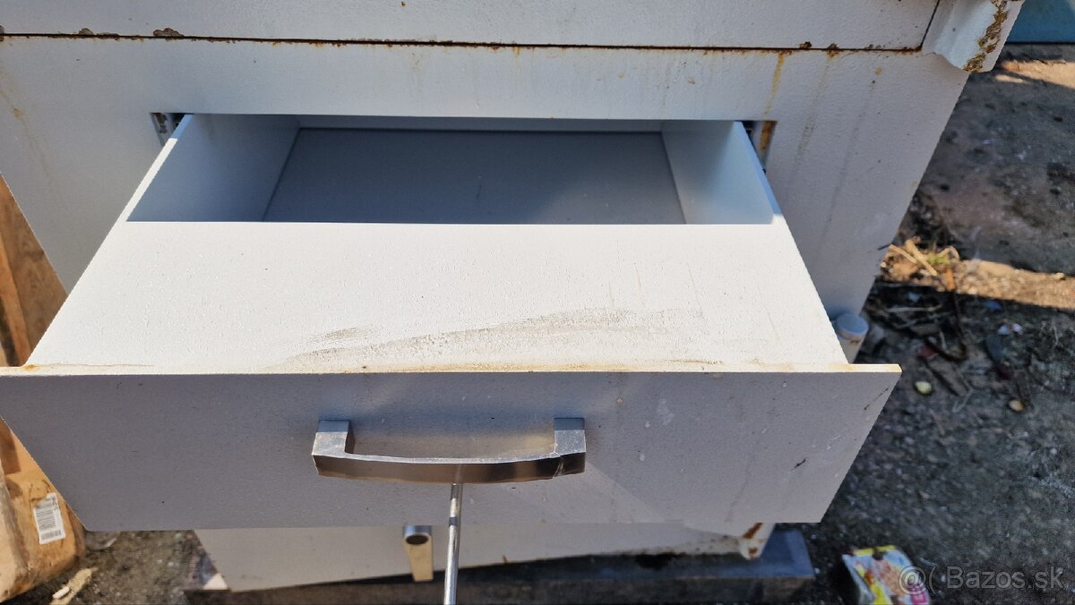 BANKER - SAFE TREZOR - 7