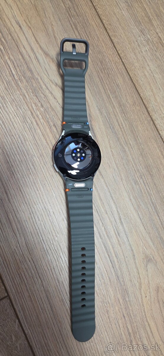 Predám Samsung Galaxy Watch7 44 mm LTE – zelené - 7