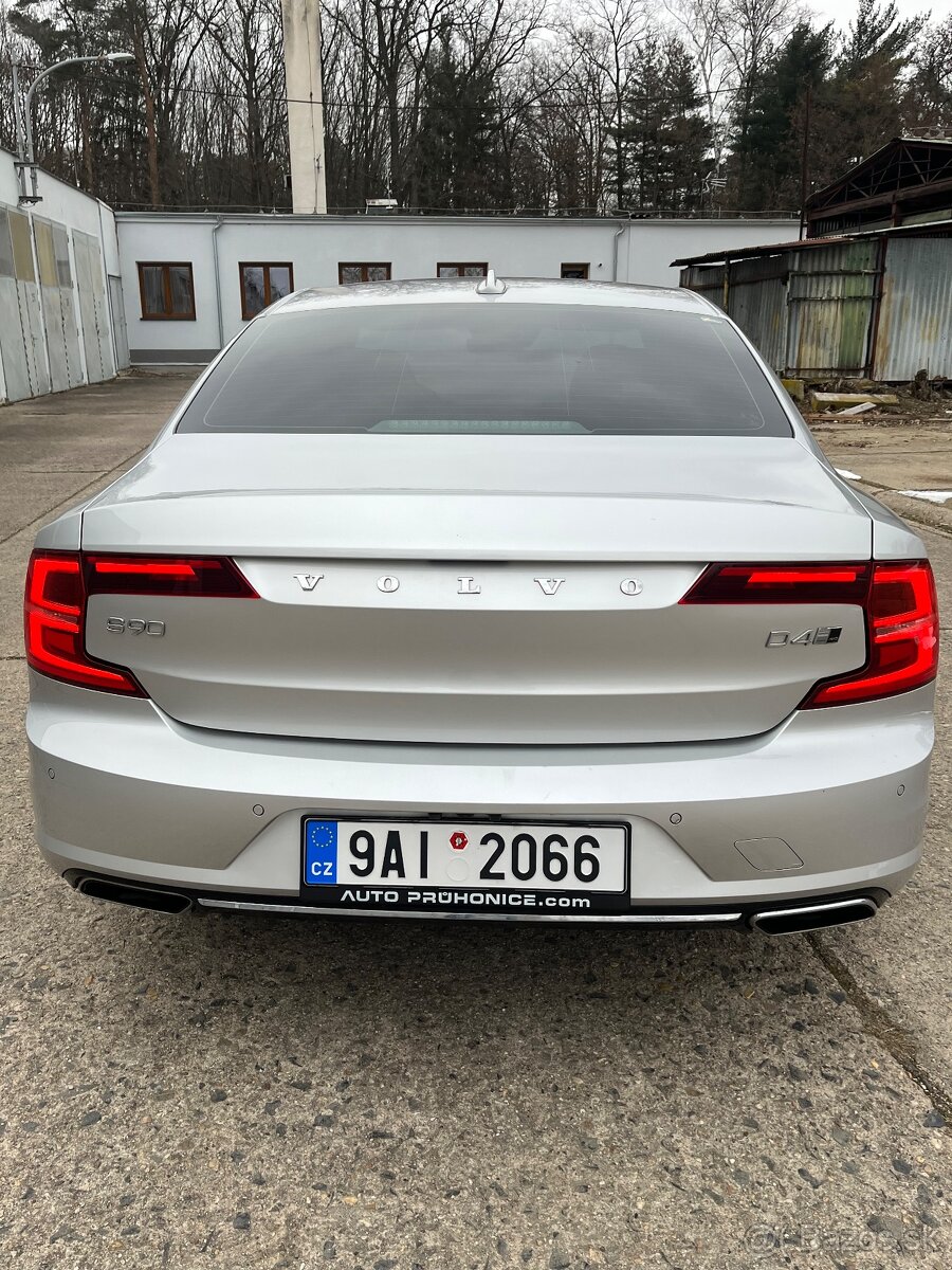 Prodám Volvo S90 D4, 140kw - 7