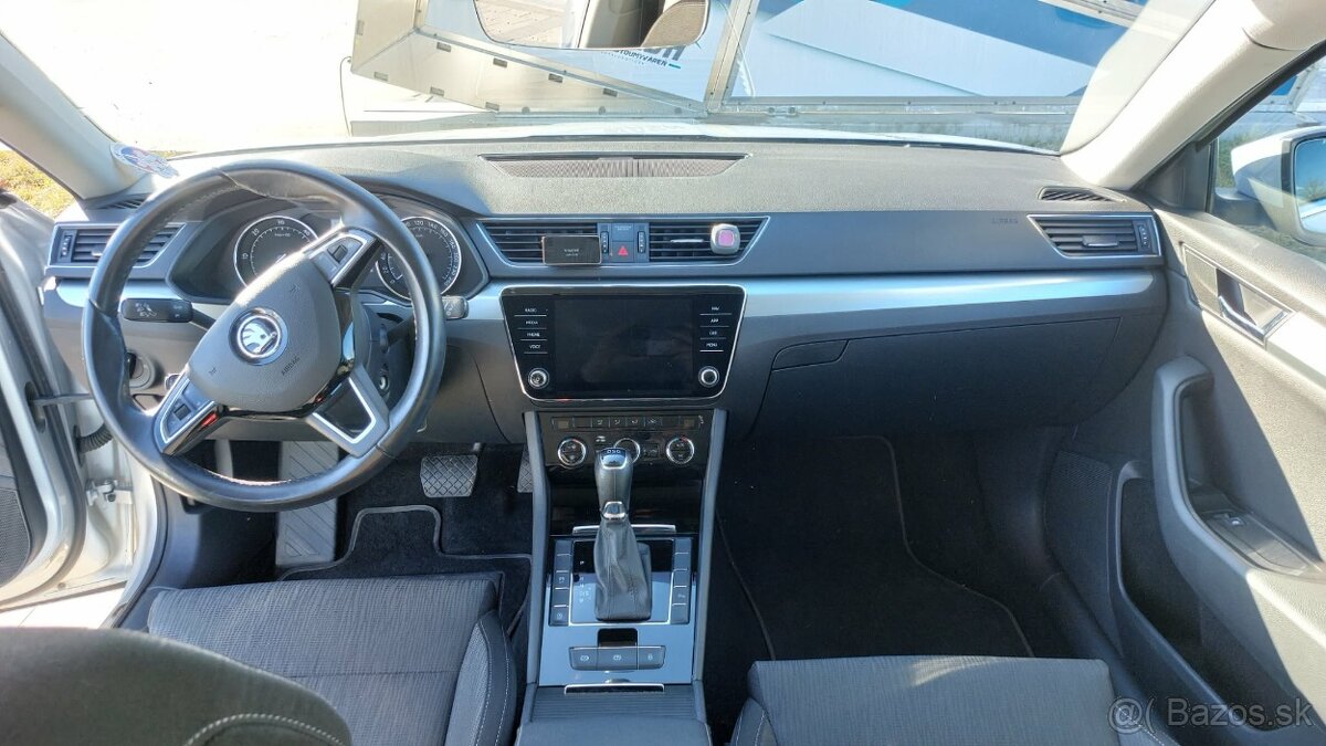 Škoda Superb Combi 2.tdi - 7