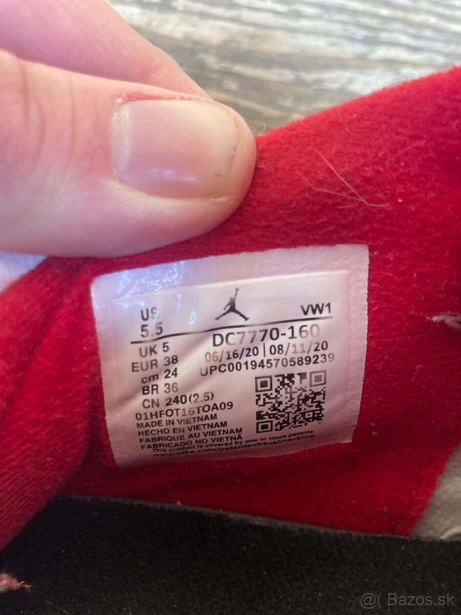 Boty Air Jordan 4 Retro OG Fire Red ,vel. EUR 38 - 7