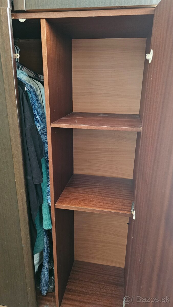 Predam skriňu za symbolickú cenu - 7