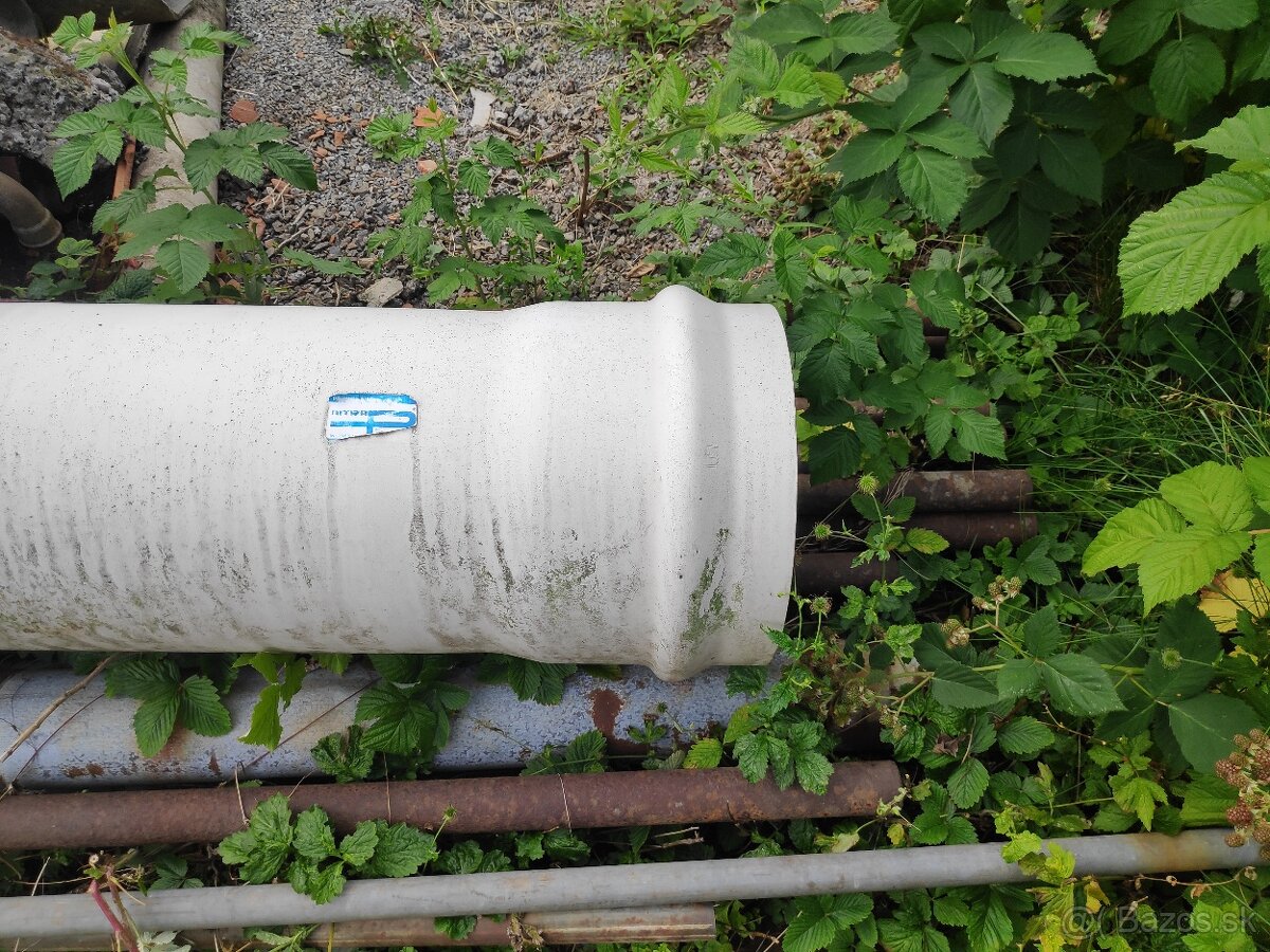 Predám nábytok, PVC rúru a garážovú bránu - 7