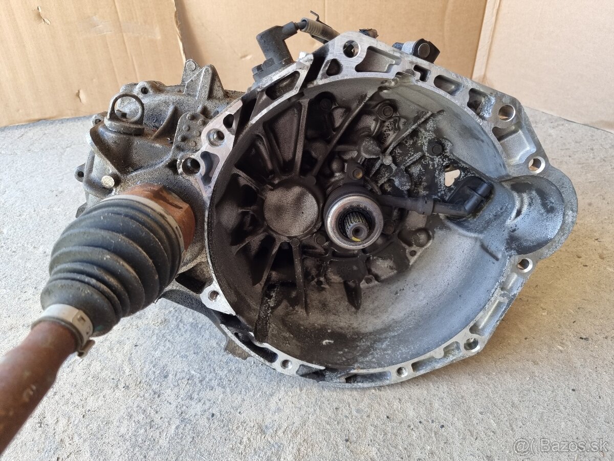 motor 1,4 benzin 74 KW G4LC kia ceed - 7