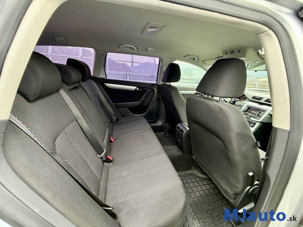 🔥 VOLKSWAGEN PASSAT COMBI 1.6 TDI Možná výmena/leasing - 7