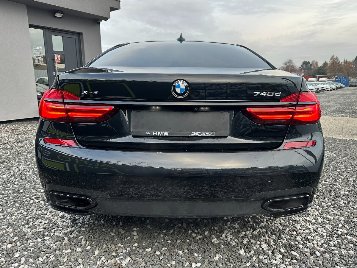 BMW Rad 7 740d xDrive A/T - 7