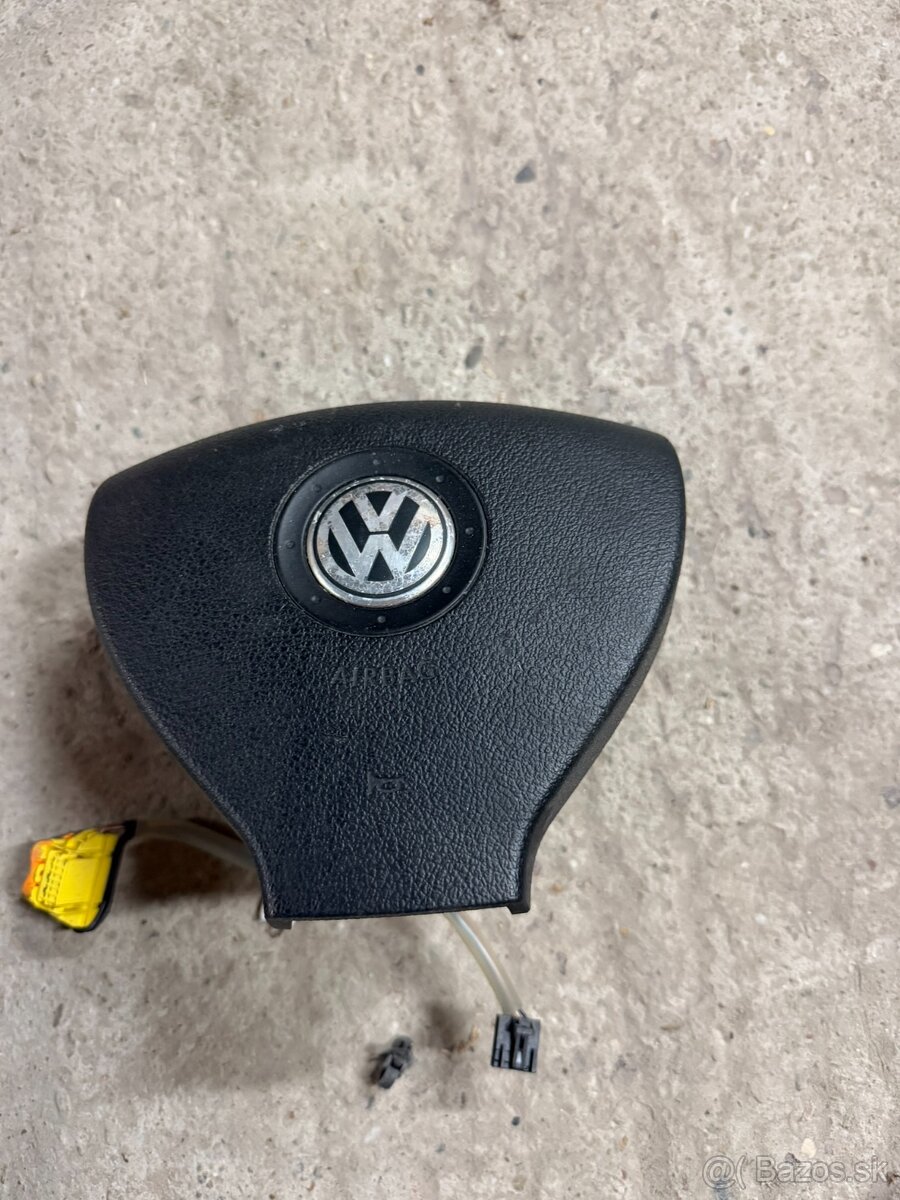 Predám zvyšné diely na VW Passat B6 - 7