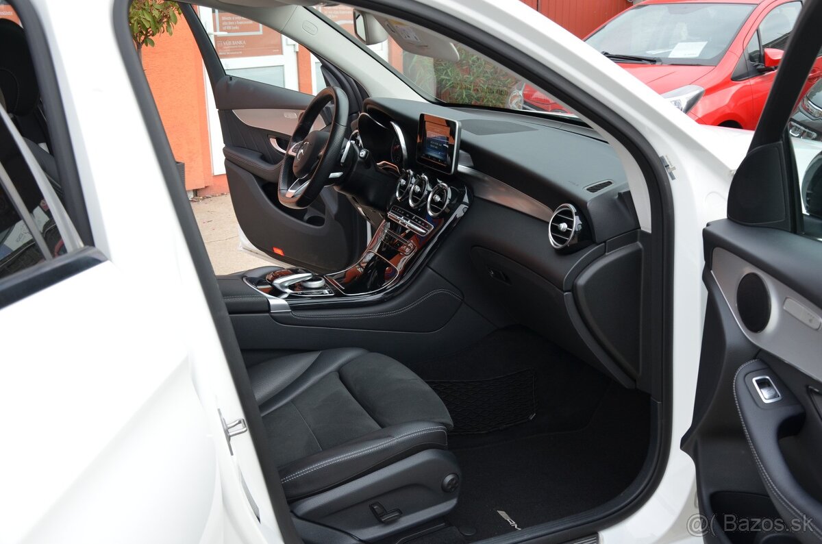 Mercedes-Benz GLC SUV 250 4Matic AMG Night Packet - 7