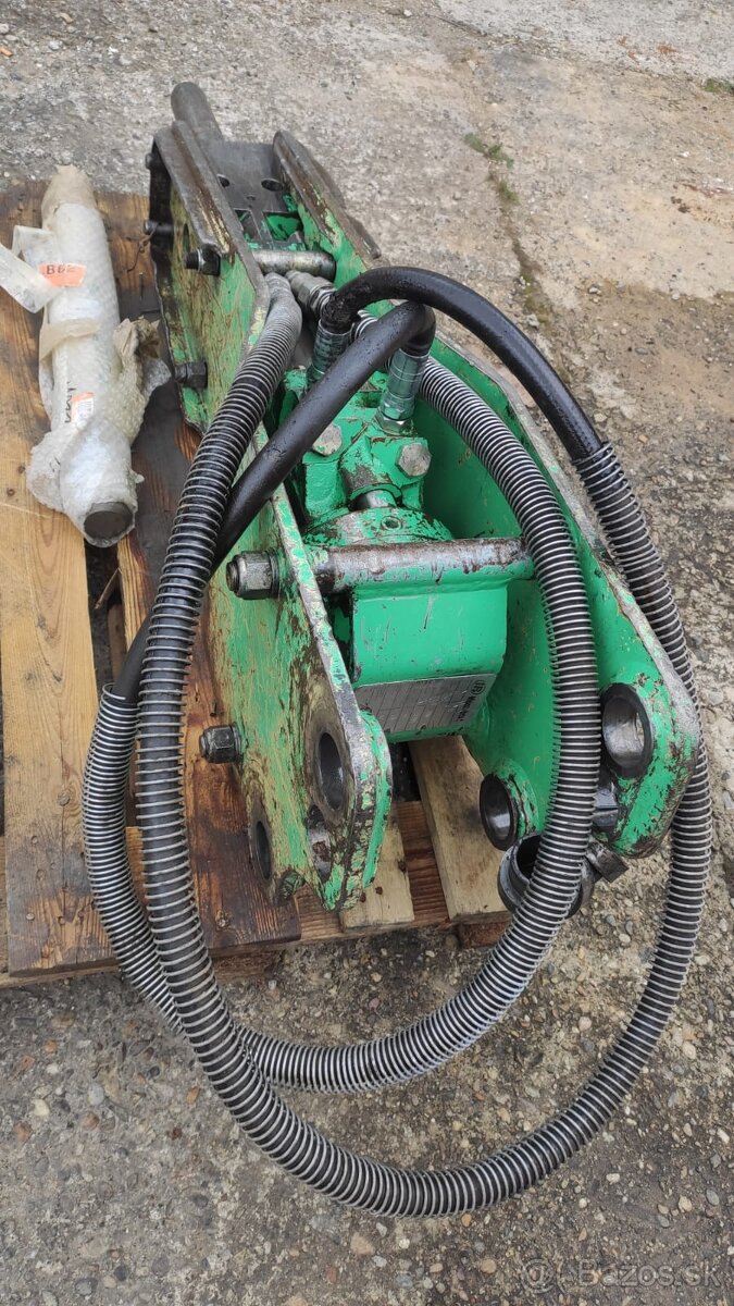 Buracie kladivo na bager, traktorbager. - 7