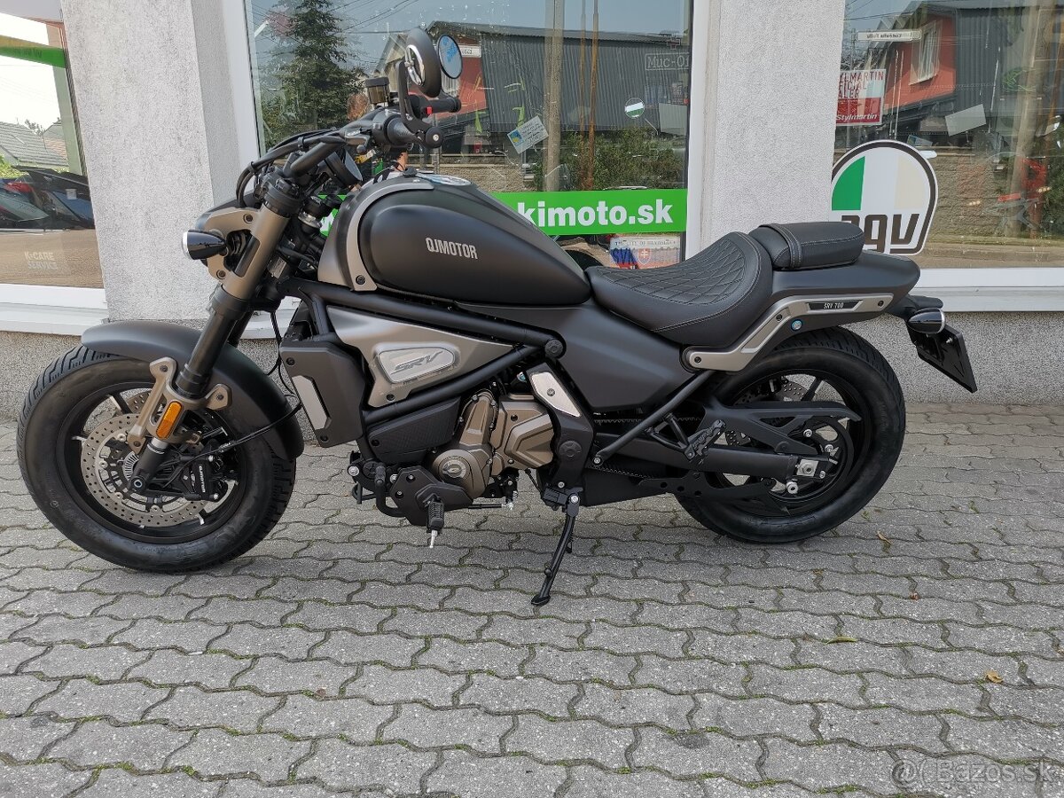 QJ Motor SRV700 - 7